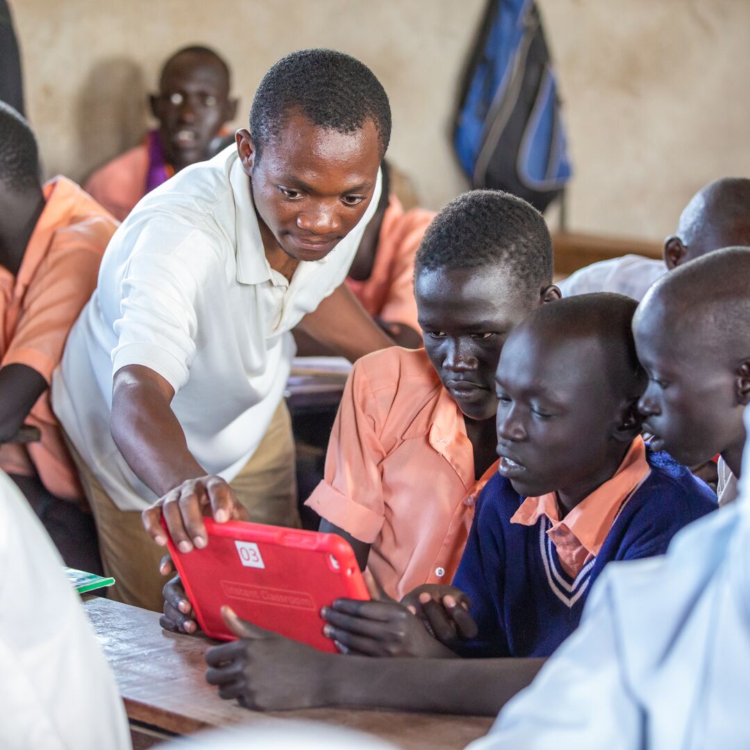 Ratio 1_1-Instant Network Schools Connected Education 3 Vodafone Foundation – Instant Network Schools